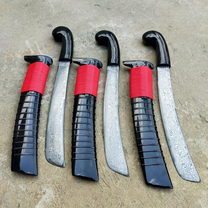 Golok damaskus balikmipih pamor tanduk hitam