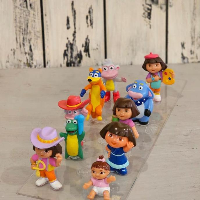 mainan anak perempuan Dora