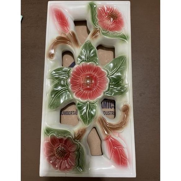 Roster / Loster Keramik Trisensa / Lubang Angin 20x40 cm Motif Ukir Bunga