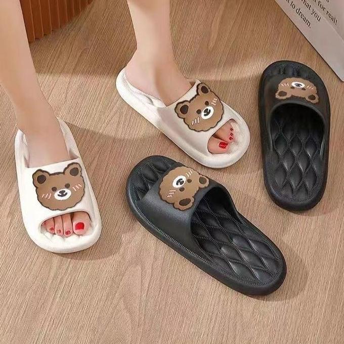 SEIRAKY MIISOO Sandal Beruang Sandal Slop Wanita Karet Motif Beruang Sandal Slip Karet Sandal Rumah 