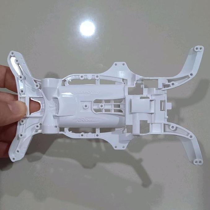 Chassis AR Putih Ori Tamiya Chassis AR ABS Putih Ori