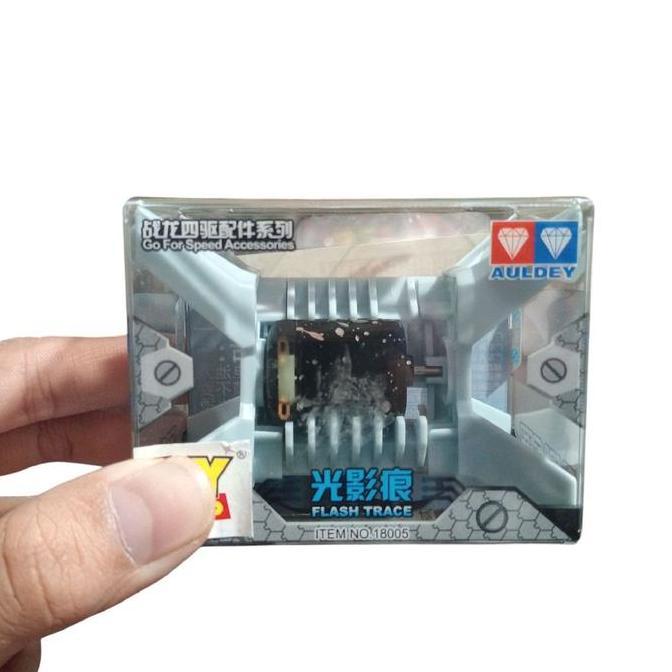 AULDEY 4WD 18005 DINAMO FLASH TRACE / DINAMO AULDEY GO FOR SPEED