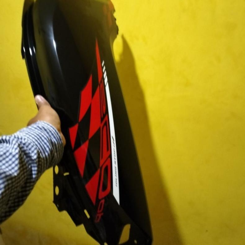 NEW  STOCK Cover body samping  belakang scoopy esp 2018  hitam merah **