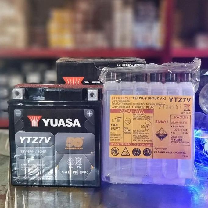 Aki      Yuasa       YTZ7V