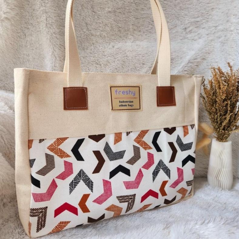 Termurah  Freshy - Tote Bag Kanvas Wanita Resleting / Tas Tote Bag Jumbo Ghani