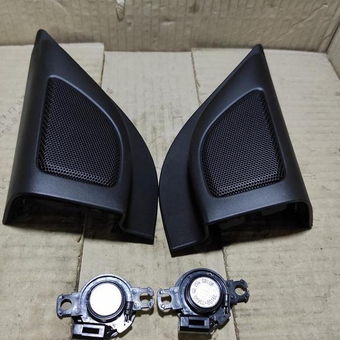 Tweeter atau speaker dan Tutup speaker set Pintu All New Ertiga