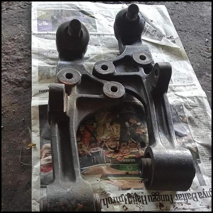 TERLARIS LOWER ARM KIA CARNIVAL DAN SEDONA 