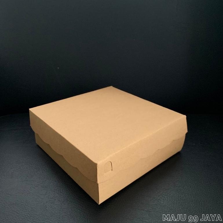 BESTPROMO DUS KUE / KOTAK MAKAN NASI R8 18CM X 18CM X 7CM KRAFT COKELAT (KETEBALAN 330GRAM) FINISHIN