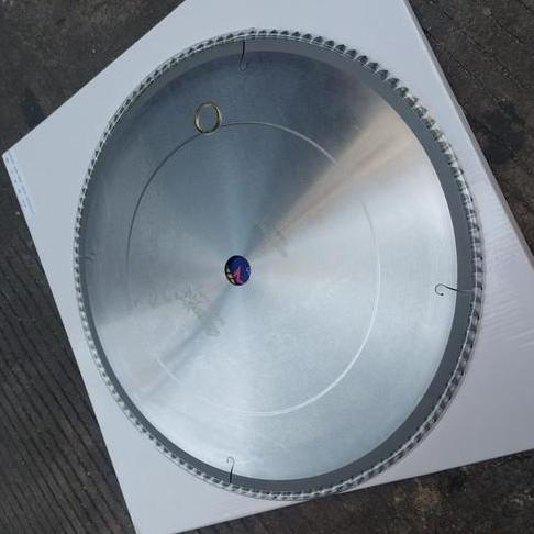 Mata Saw Blade Potong Kayu Knk 14X120T