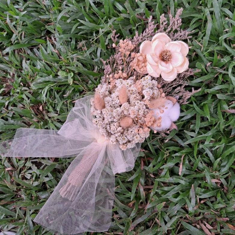 Free Ongkir Hand Bouquet Wedding Edelweis | Buket Bunga Kering | Buket Pernikahan | Buket Preweding