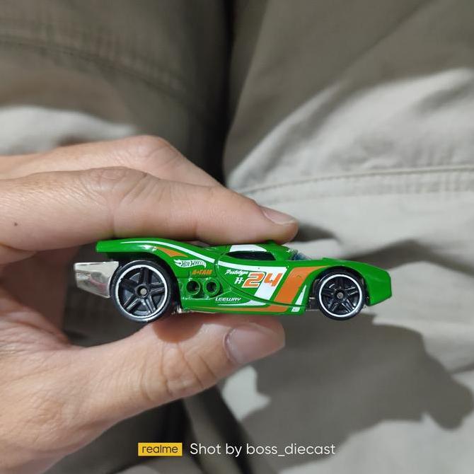 hot wheels prototype h24 hijau