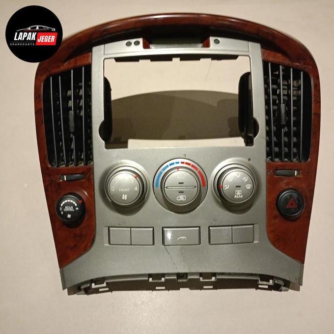 Frame Tengah Dashboard Saklar AC Hyundai H1 Copotan