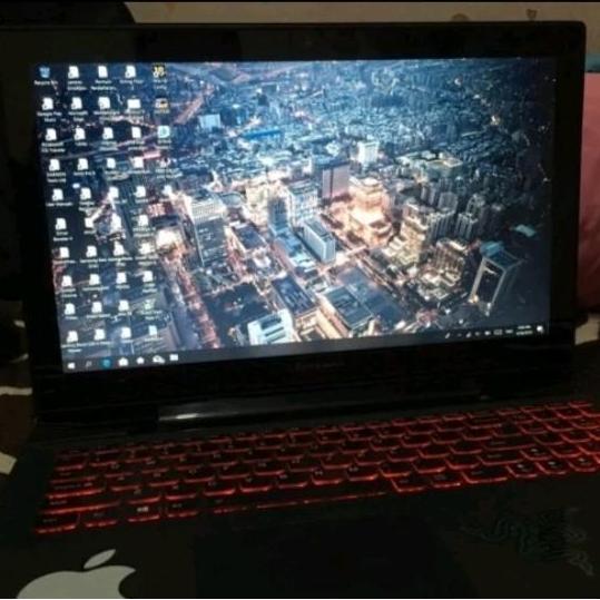 LAPTOP LENOVO icore i5 warna BLACK Hdd barang Baru