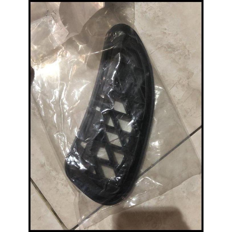 HOT DEAL KISI BEMPER DEPAN JAZZ VTEC 2006-2007 ORIGINAL HONDA 