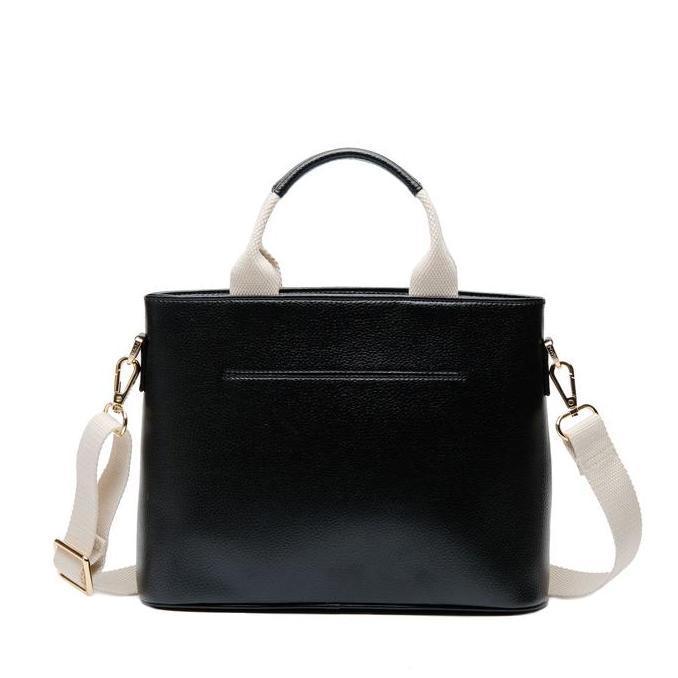 New Povilo Nona Sling Bag Black