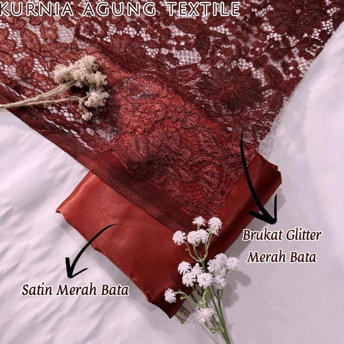 1/2 Meter Kain Satin Silk Brokat warna MERAH BATA / TERACOTA Bahan Seragam Bridesmaid Keluarga Lamar