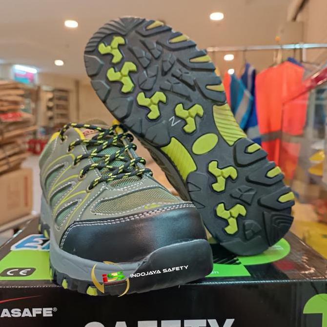 Sepatu Safety Sneakers Xtrasafe Elbrus - Safety Shoes Sporty Ujung Besi