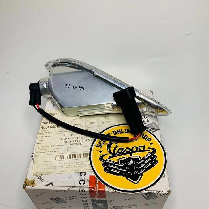 LAMPU SEIN BELAKANG KIRI VESPA MATIC SPRINT/PRIMAVERA