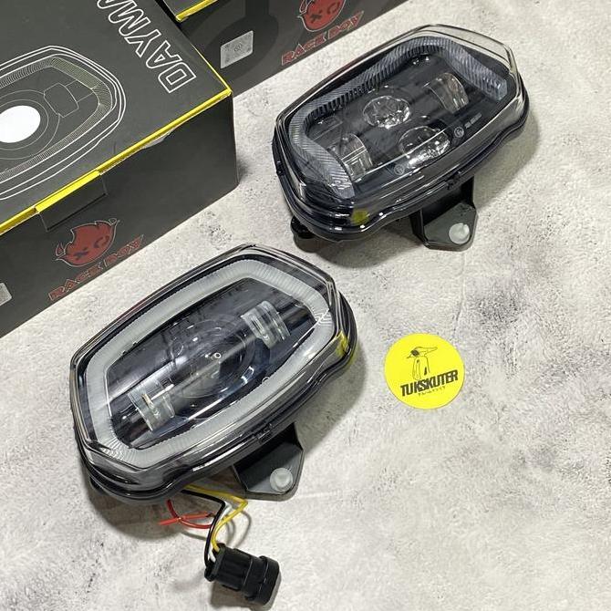 Headlamp LED Daymaker Race Boy Model M1 M2 Orinal Vespa S 125 ET FACELIFT