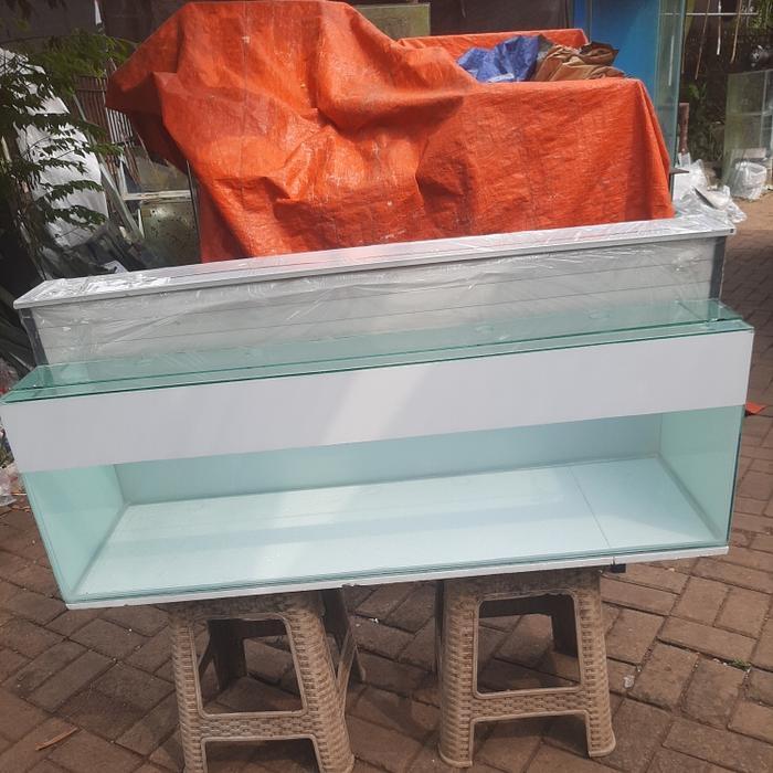 Aquarium 120x40x40 scotlet Putih+Top Filter+Tutup Kaca