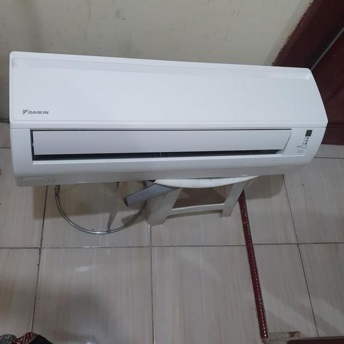 Terlaris Second Ac Indoor Daikin 1/2Pk Freon R32( Original )