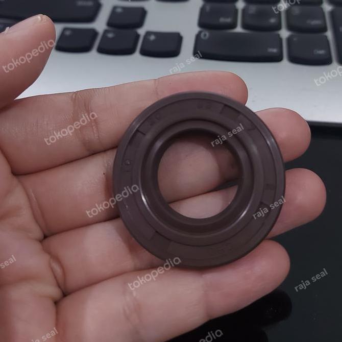 OIL SEAL TC 20 38 7 FKM VITTON . TC 20 X 38 X 7 FKM VITTON FYP