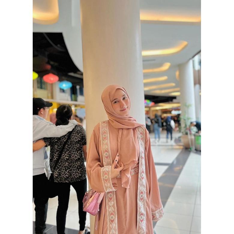 Sale Katalog Ready Stock Abaya Shireen Sungkar & Yang Di Pakai Clara include inner + Hijab + Sabuk