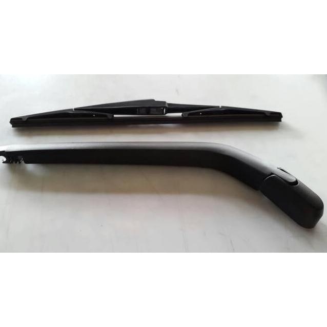 Wiper Belakang Innova