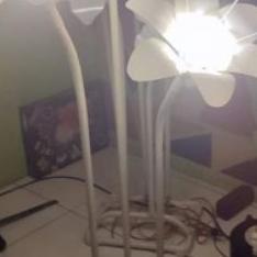 Standing Lampu Kelopak Bunga Oval Jambang