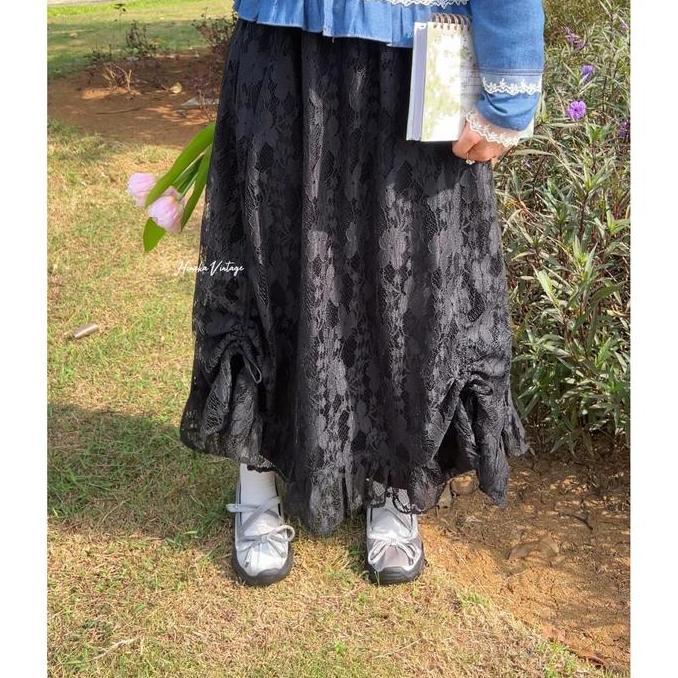 Himeka Vintage - Artemis Lace Skirt - Vintage Skirt - Coquette Cottagecore Skirt - Lace Skirt