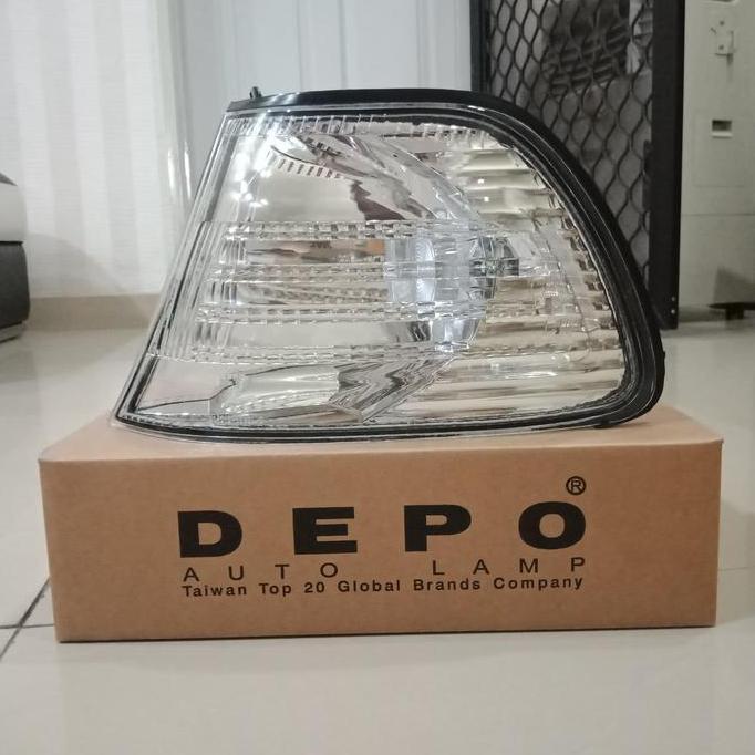Lampu sein / lampu sen samping kijang kapsul 2003 kiri depo