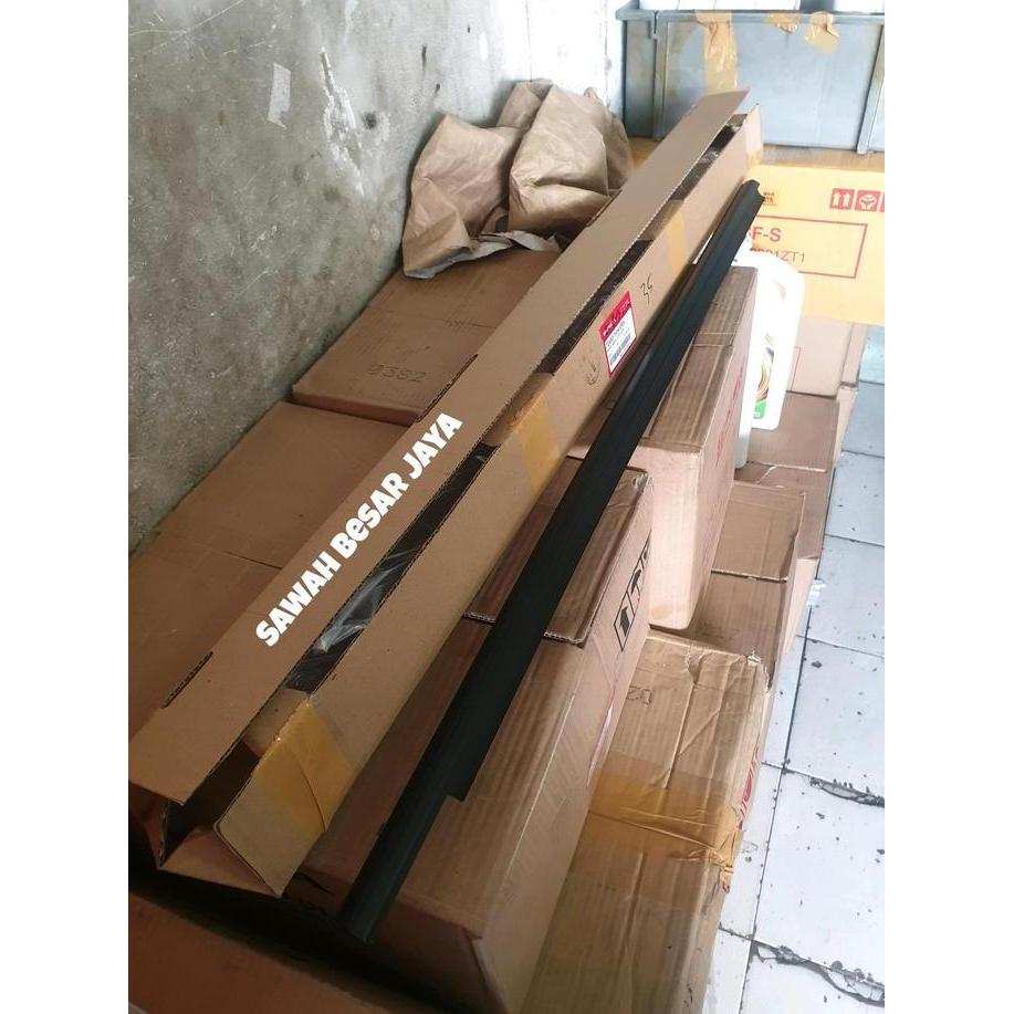 Weather Strip Karet Pelipit Plipit List Lis Bawah Jendela Kaca Pintu Luar Depan Honda Brio Satya - R