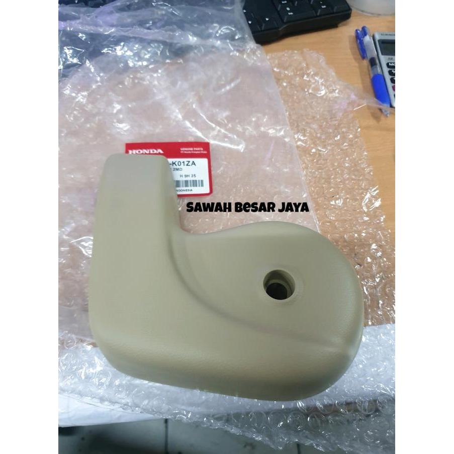 Plastik Cover Tutup Reclining Handle Handel Kursi Bangku Jok Baris Tengah Kedua Honda Mobilio Brv 20