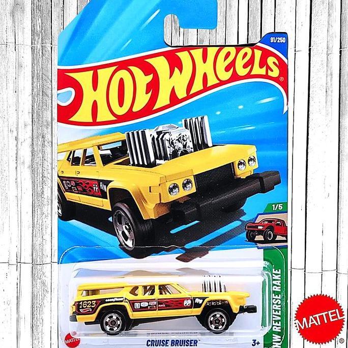 Hot Wheels Cruise Bruiser Kuning Diecast Mobil Hotrod New