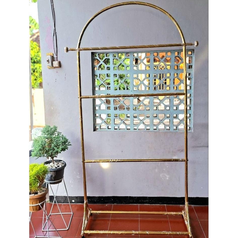 Standing Hanger Gawang Baju Bahan Besi Tebal Jilbab 3 Tingkat Tersedia Warna Gold,Hitam,Putih