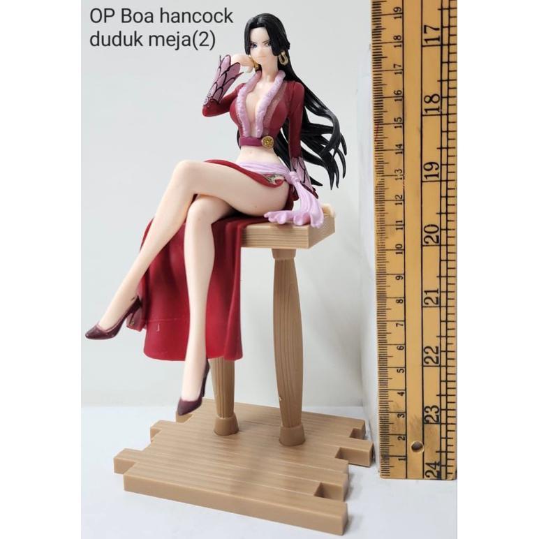 action figure one piece boa hancock duduk DISKON
