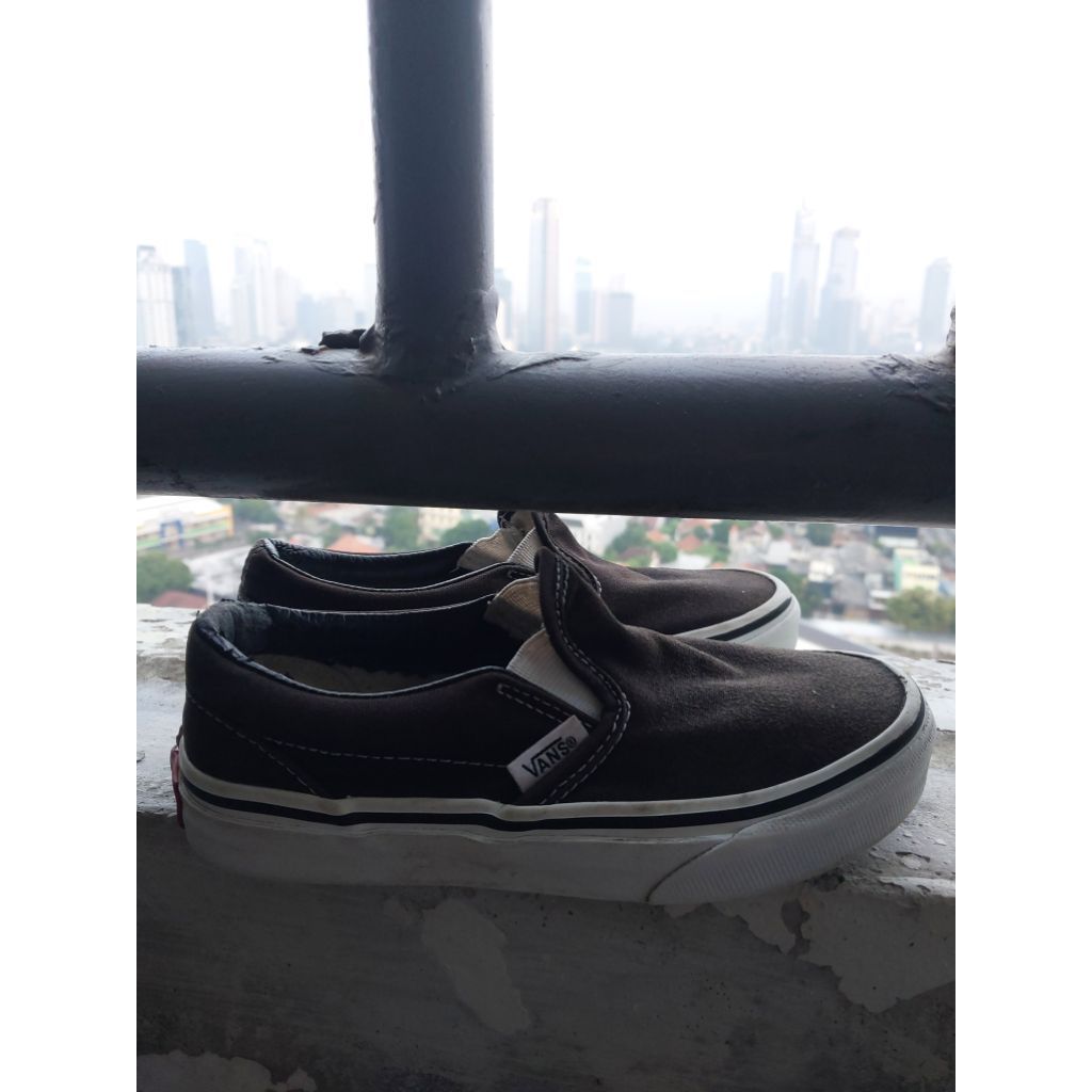 Vans Slip On Kids Preloved