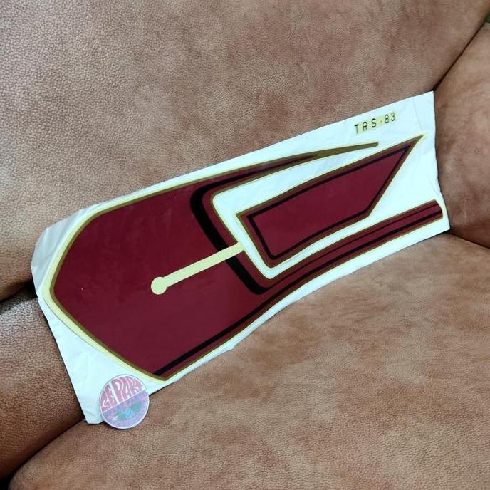 Lis body TRS 83 Striping Stiker Tangki Suzuki Trs