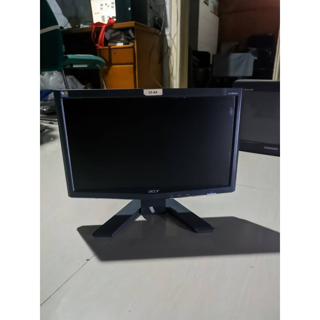 Monitor Acer 16 Inch Layar Polaris