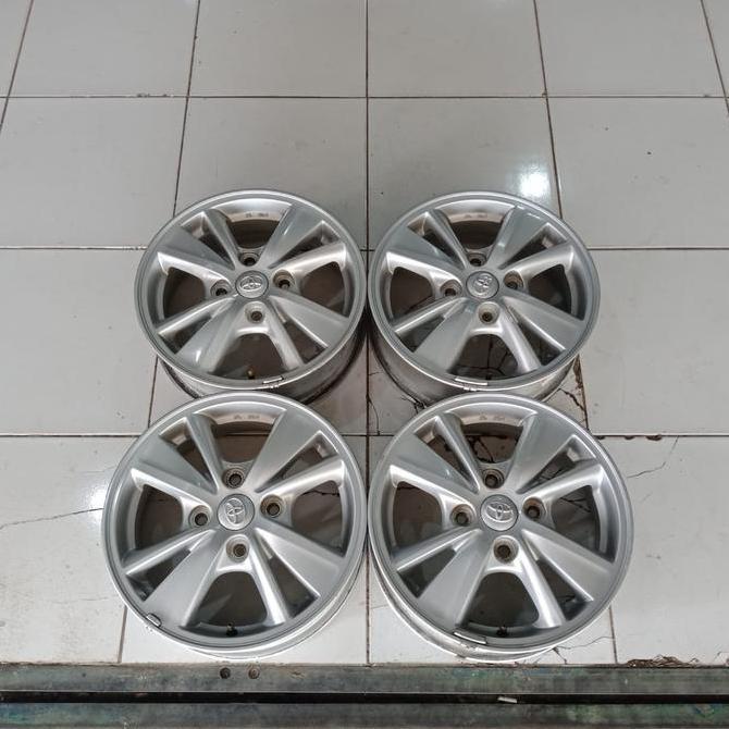 Terlaris Velg Mobil Bekas Avanza Ring 15 Lubang 4X114