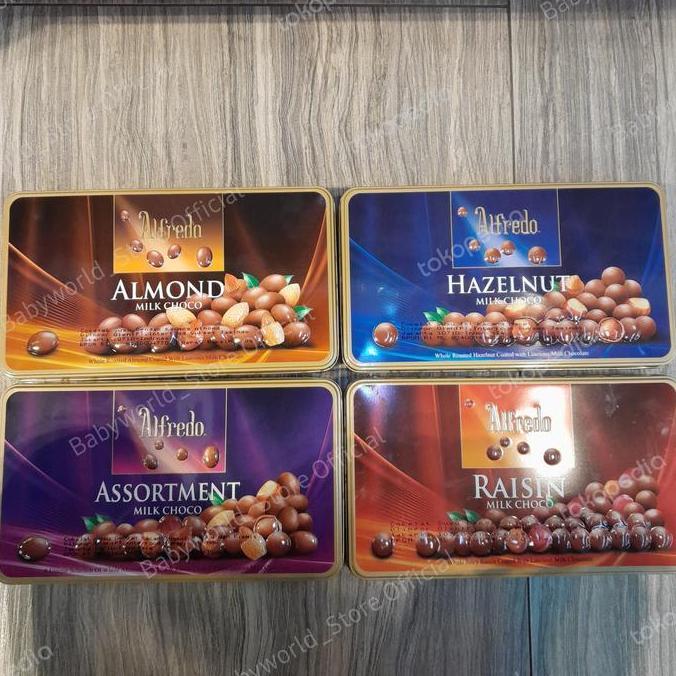 Alfredo Coklat Import Milk / Hazelnut / Almond / Raisin 180Gr