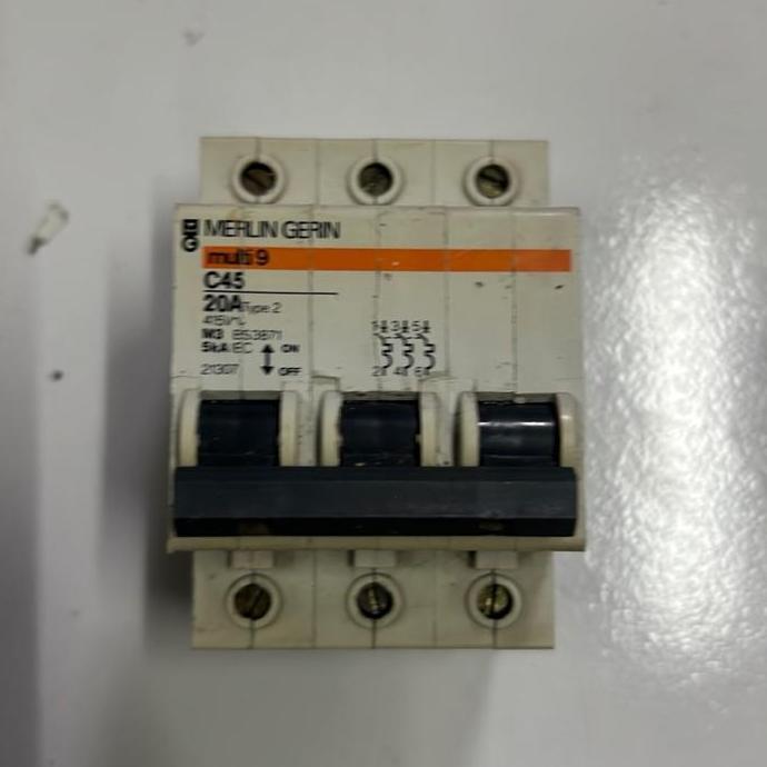 MERLIN GERIN MCB MULTI9 C45 415V 5KA 3 PHASE - CIRCUIT BREAKER LISTRIK 3 FASA 5KA UNTUK SISTEM 415V 