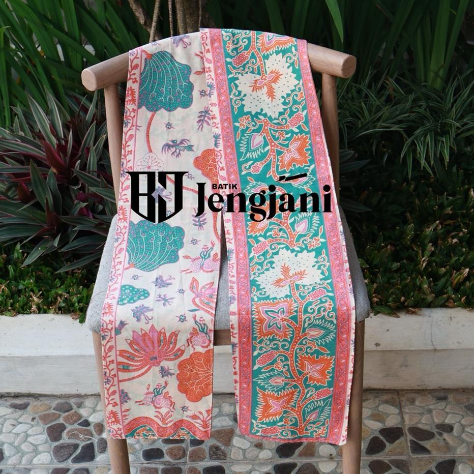 Selendang Batik Mahalini