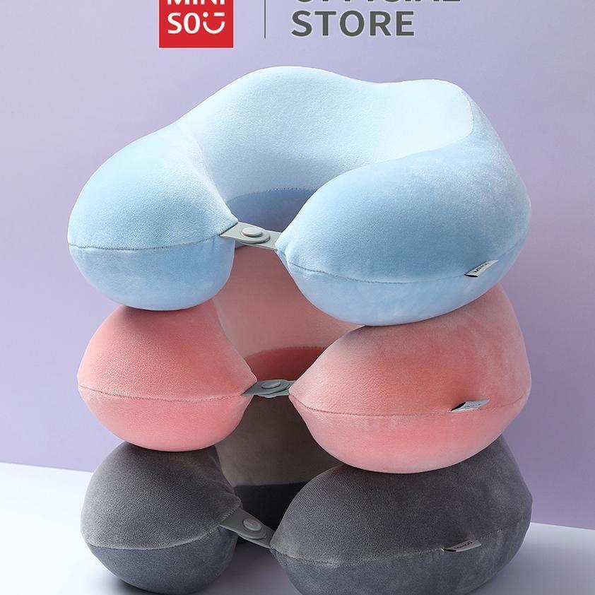 Miniso Toy -  Bantal Leher U-Shape Bantal Leher Dewasa Tidur Siang Bantal Mewah Busa Memori Travel N