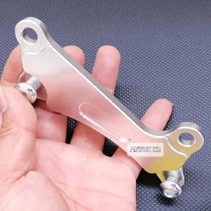 fariscees12 bracket kaliper standar ori nissin disc 260mm vario 150 125/ scoopy beat fi esp/ breket 