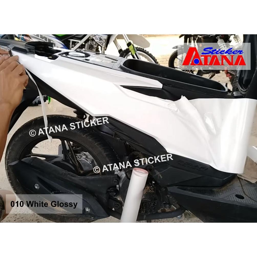 TERLARIS SKOTLET PUTIH GLOSSY DOFF WHITE 010 SUSU TULANG GLOSS KILAP DOP METALIK CUTTING STIKER ANTI