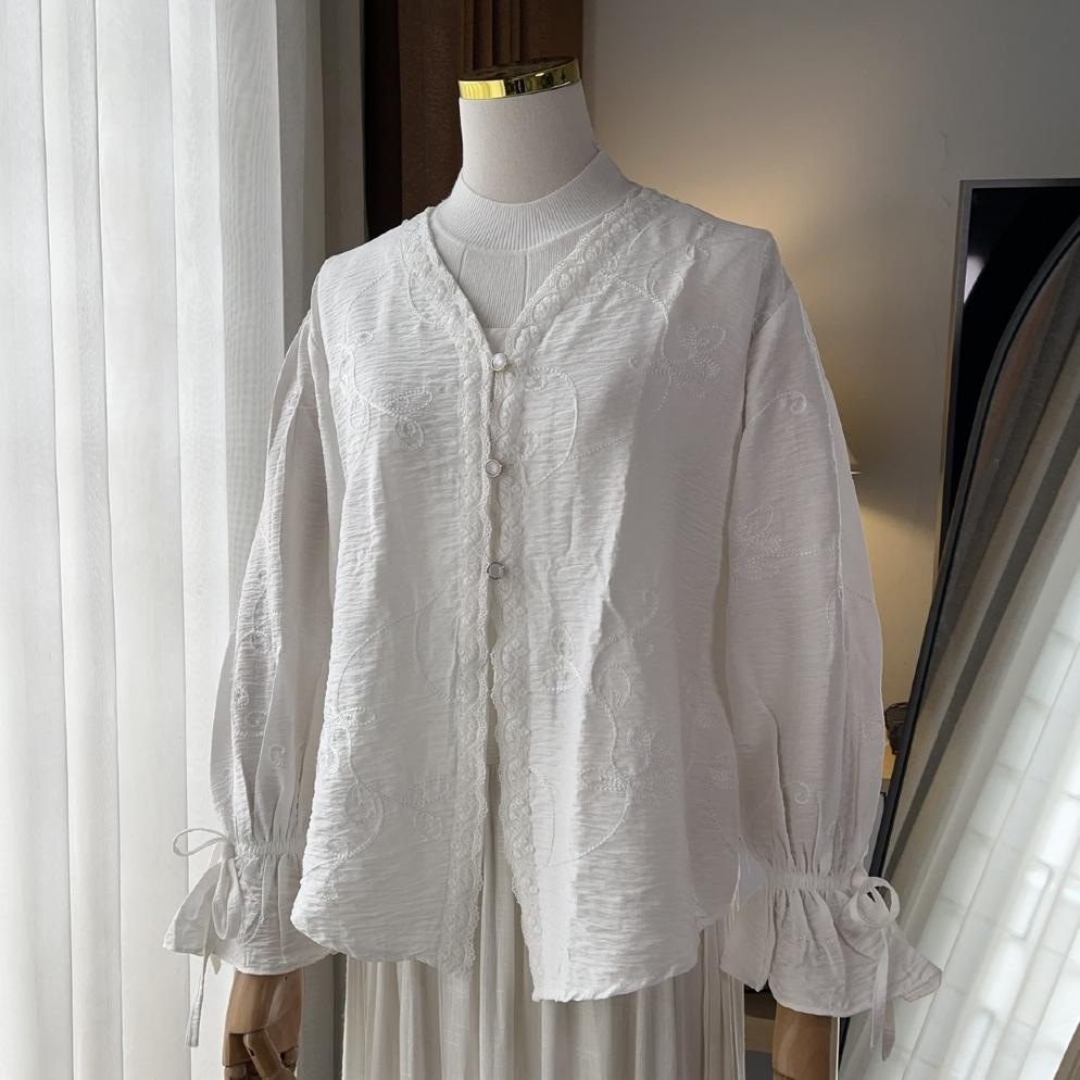 NENA Aurelia Lace Embroidery Blouse Atasan Wanita Brukat Bordir Elegant Polo Linen