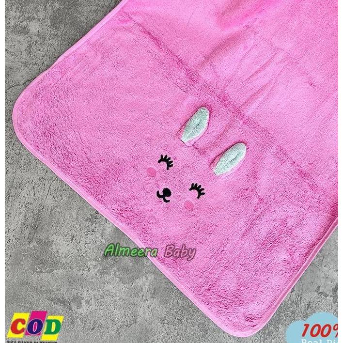 Handuk Mandi Bayi Karakter Bahan Microfiber Ukuran Big Size 100cm x 50cm Almeera Baby and Kids