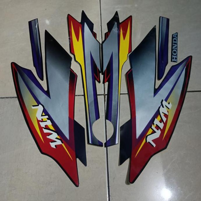 stiker striping honda win 100 2005 hitam lis silver list body standar berkualitas original