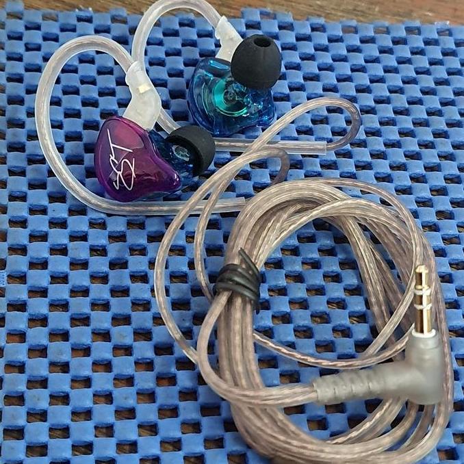 Larisjaminan- Iem / In Ear Monitor Untuk Monitor Kz - Zst